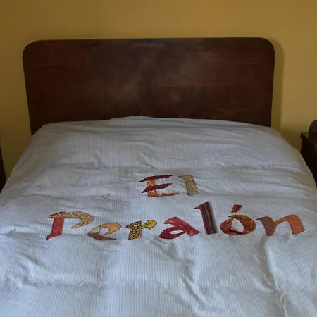 El Peralon De Leon Εξοχικό σπίτι *