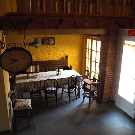 El Peralon De Leon * La Aldea de la Valdoncina