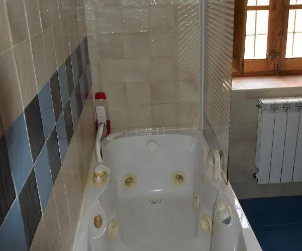 El Peralon De Leon * La Aldea de la Valdoncina