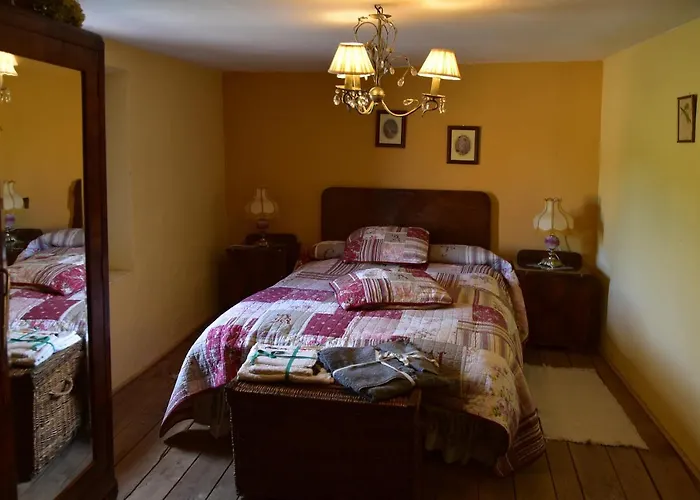 El Peralon De Leon 컨트리하우스 La Aldea de la Valdoncina